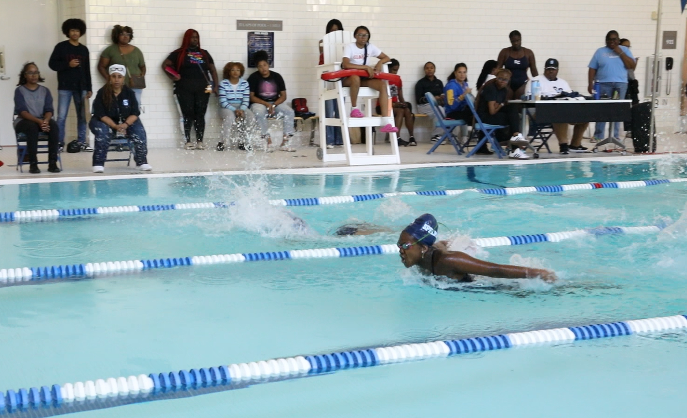 jaguars swimming relays